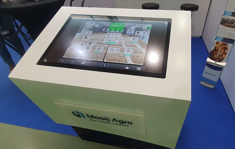 Gebruik van Omnitapps op beurzen door Hotraco Agri