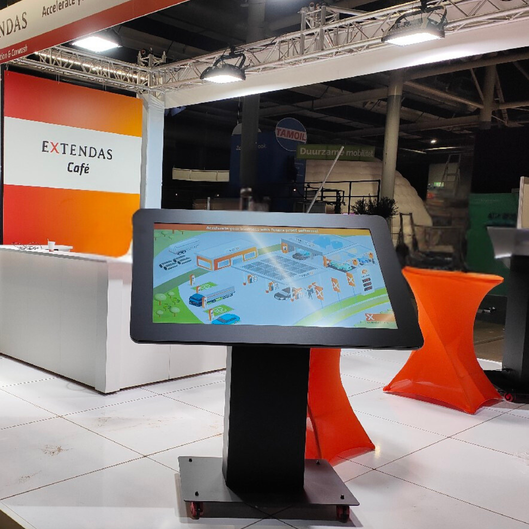 Prestop zuil met Omnitapps op beurs